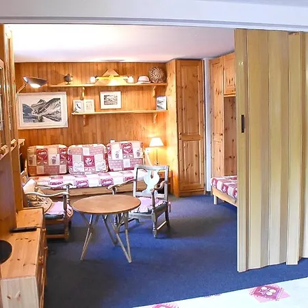 D'une A A 10 M Des Pistes Avec Vue Sur La Et Wifi Apartment *