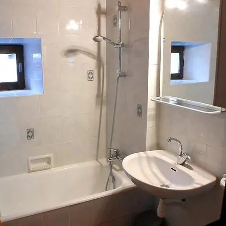 Apartment D'une A A 10 M Des Pistes Avec Vue Sur La Et Wifi *