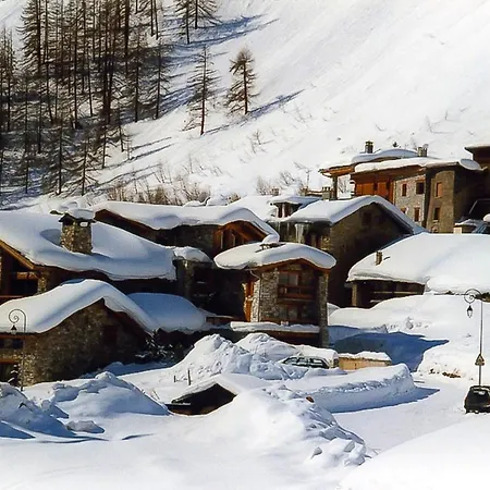 D'une A A 10 M Des Pistes Avec Vue Sur La Et Wifi Apartment *